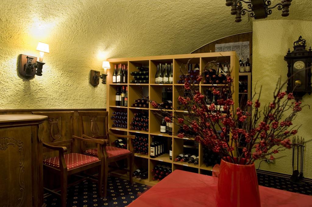 Borgo Dei Poeti Romantik Hotel Манерба дел Гарда Екстериор снимка