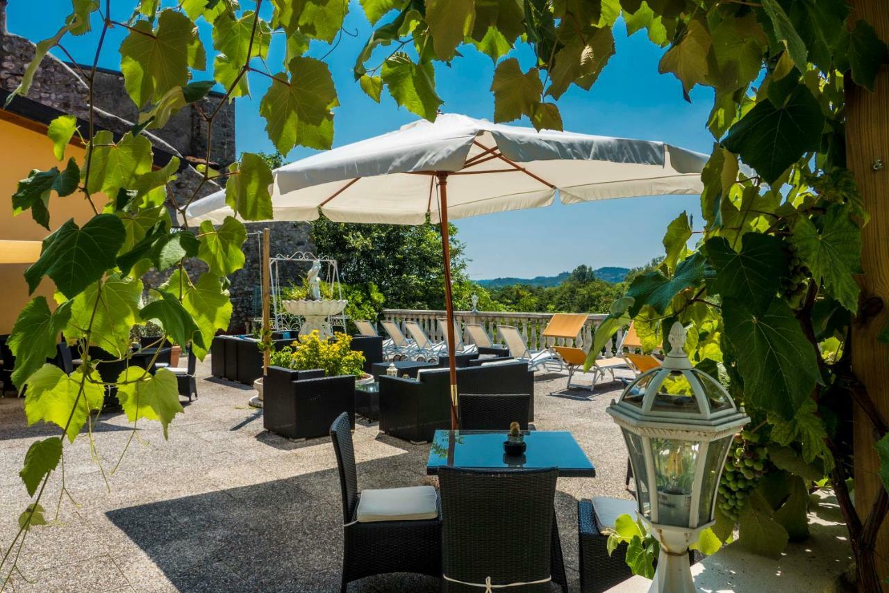 Borgo Dei Poeti Romantik Hotel Манерба дел Гарда Екстериор снимка